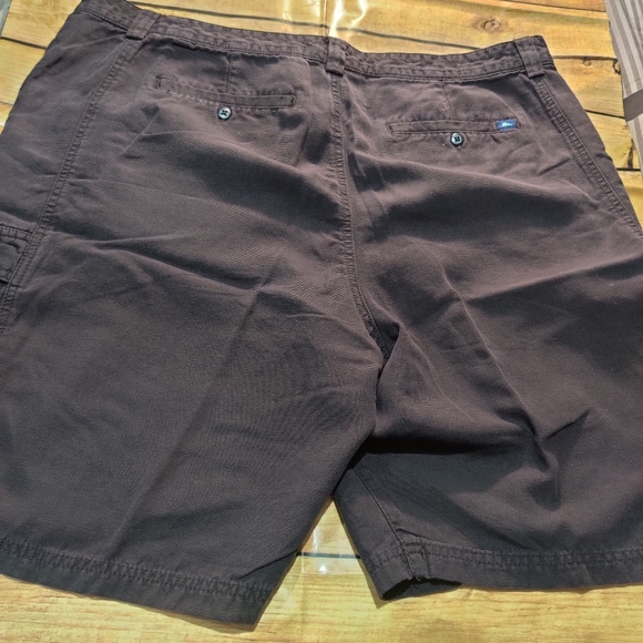 Tommy Bahama Relax Shorts 42 Waist - Picture 2 of 16